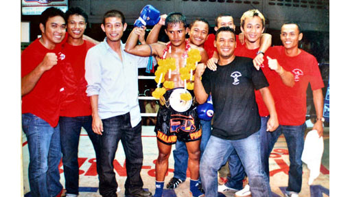 tuk wins world title