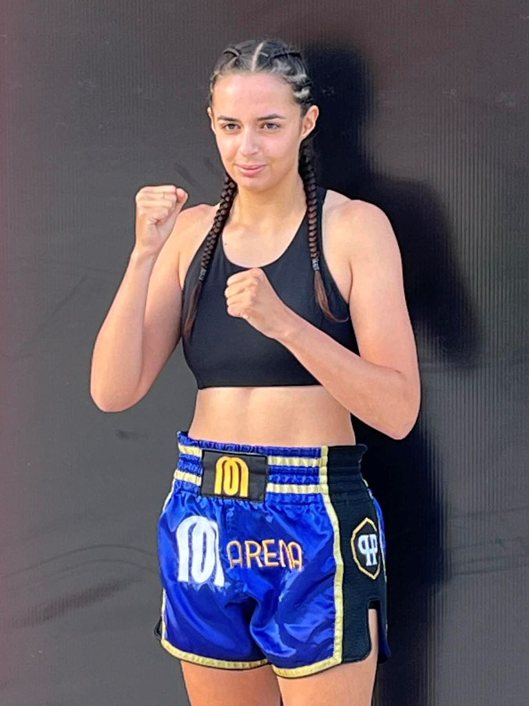 538cb030-f7b9-4f85-908a-f5c79c4025fe siham muay thai fighter