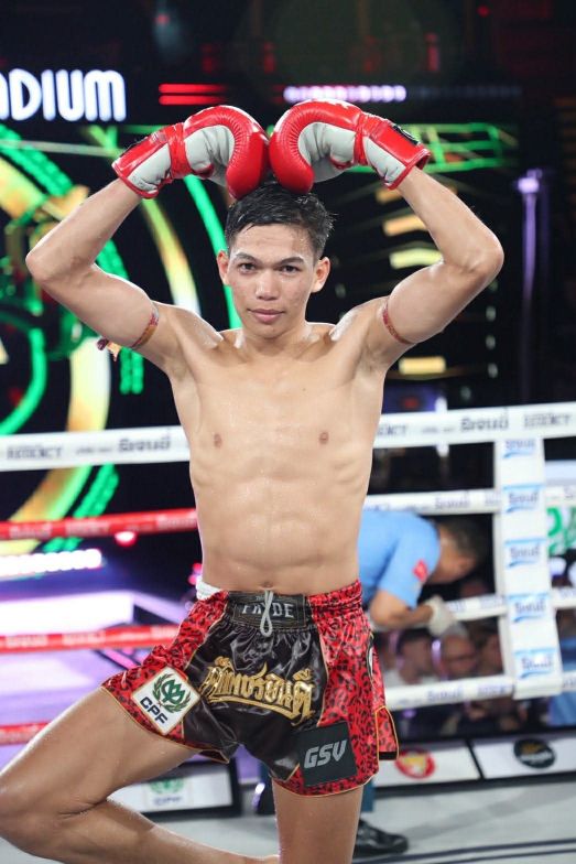 anat thai boxer Petsongleh