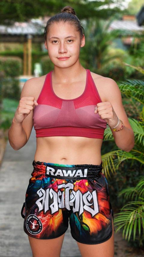 lena lena thai female fighter